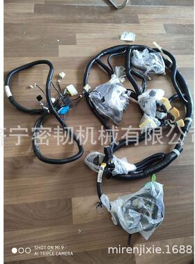 挖掘机配件驾驶室内线 PC300-7电脑板线束207-06-71562