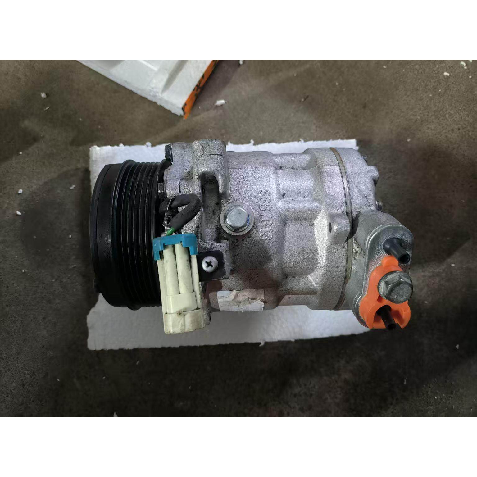 宝骏拆车压缩机630 730 1.5 1.8汽车空调压缩机冷气泵