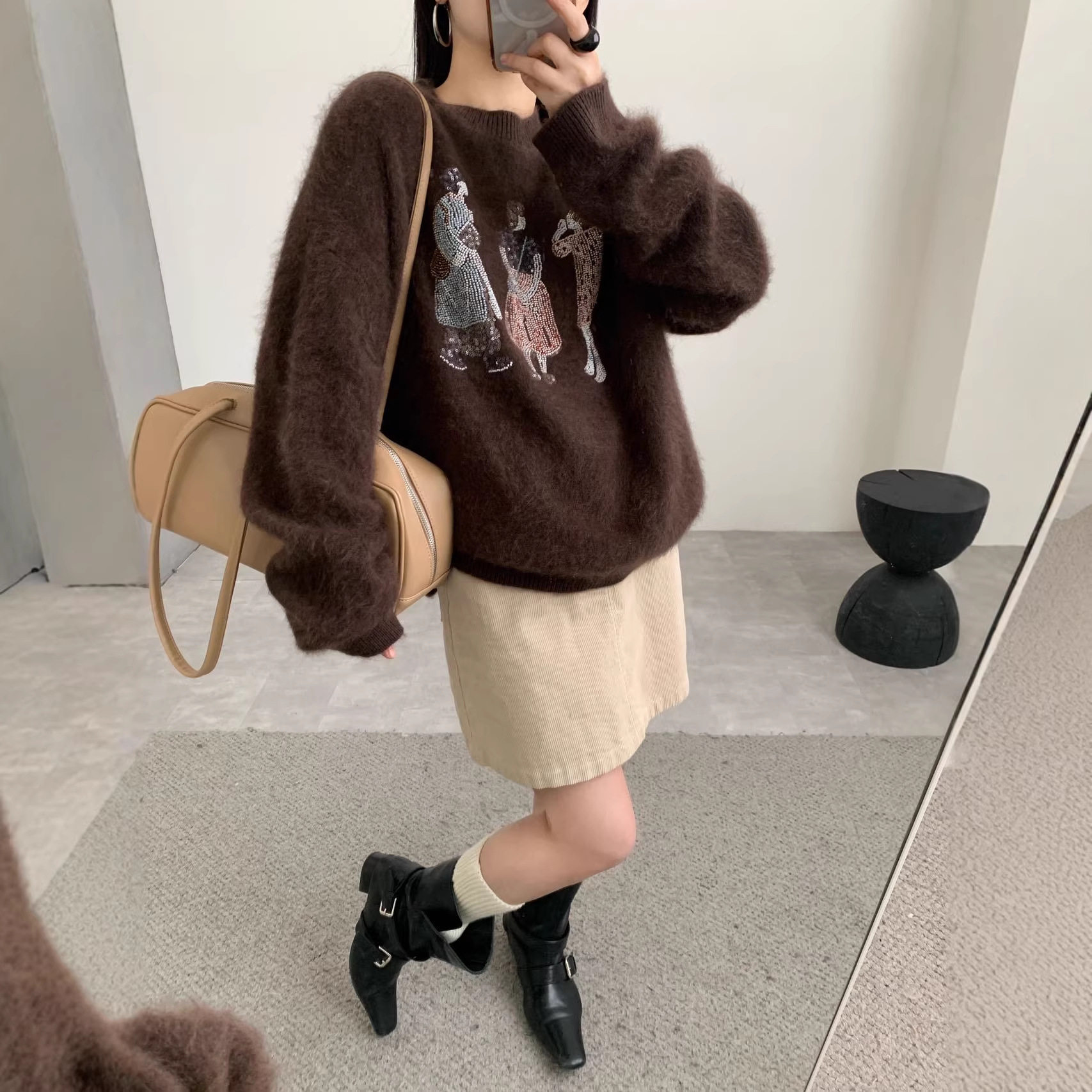 美拉德纯羊毛拉绒厚款圆领女毛衣