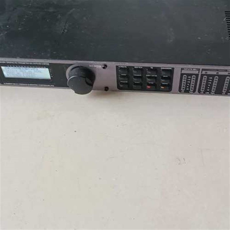 议价DBX PA音频处理器一台,成色如图,功能好,裸机无配件,