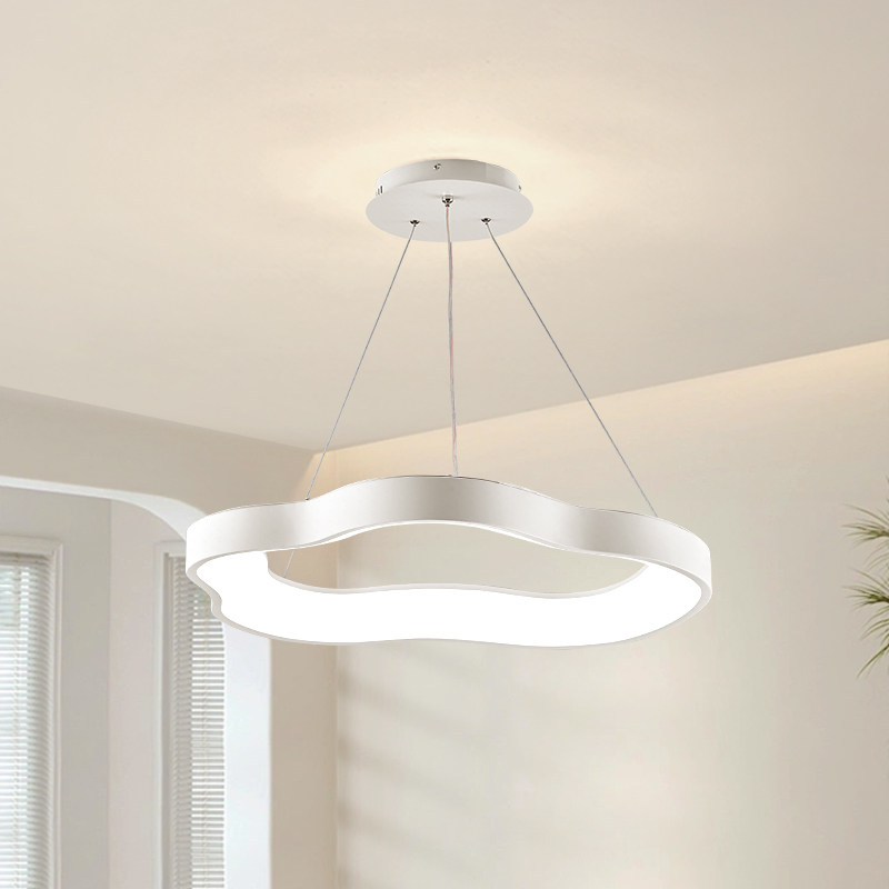 萨洛尼花云餐厅卧室吊灯创意个性现代奶油极简风2024新款中山灯具