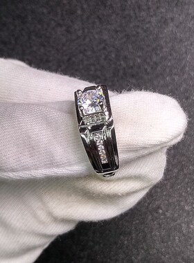 直播货源仿莫桑石男戒欧美霸气方形白锆指环大T气活口方钻男戒