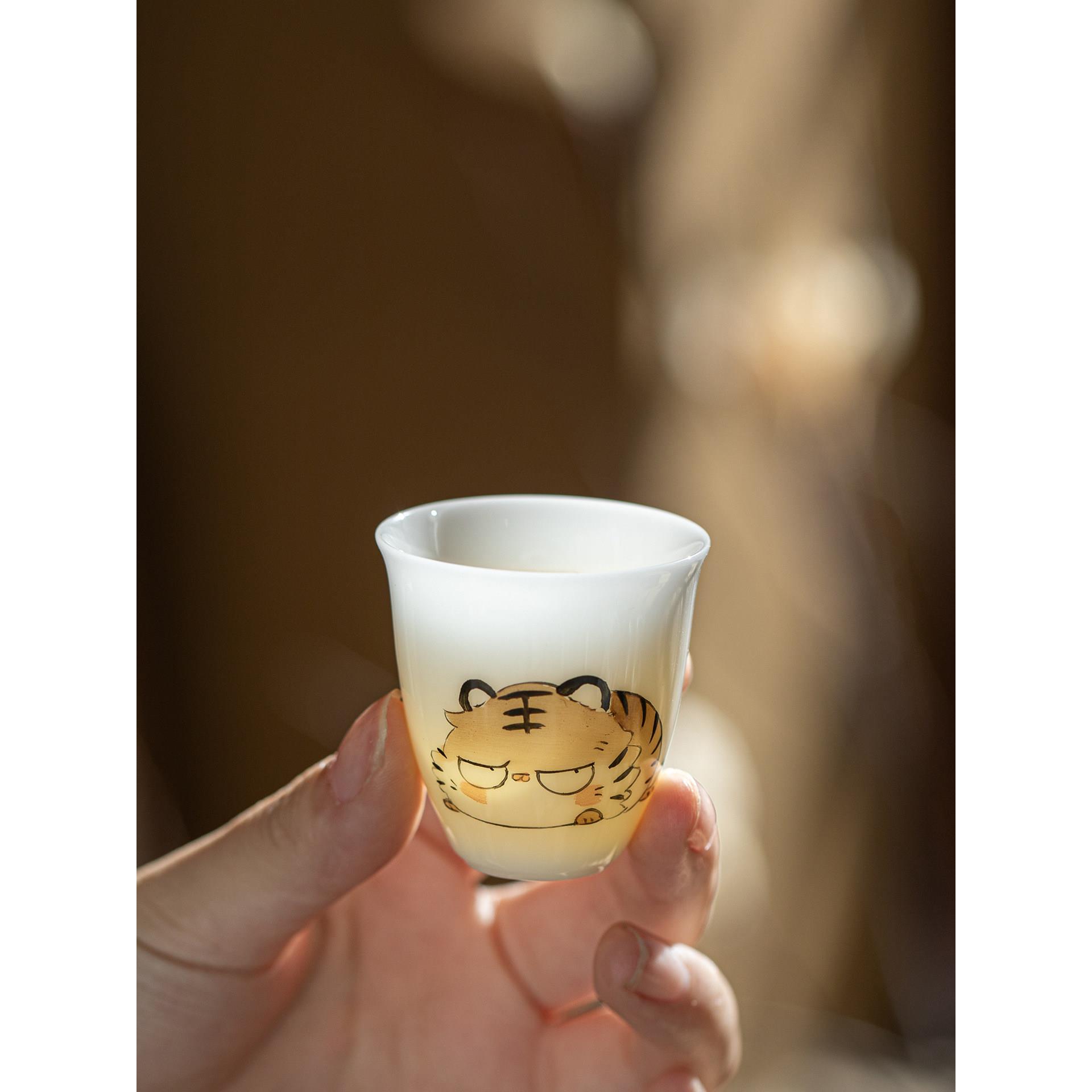 手绘冰种玉瓷茶杯主人杯单杯功夫茶具品茗杯家用陶瓷茶盏十二生肖