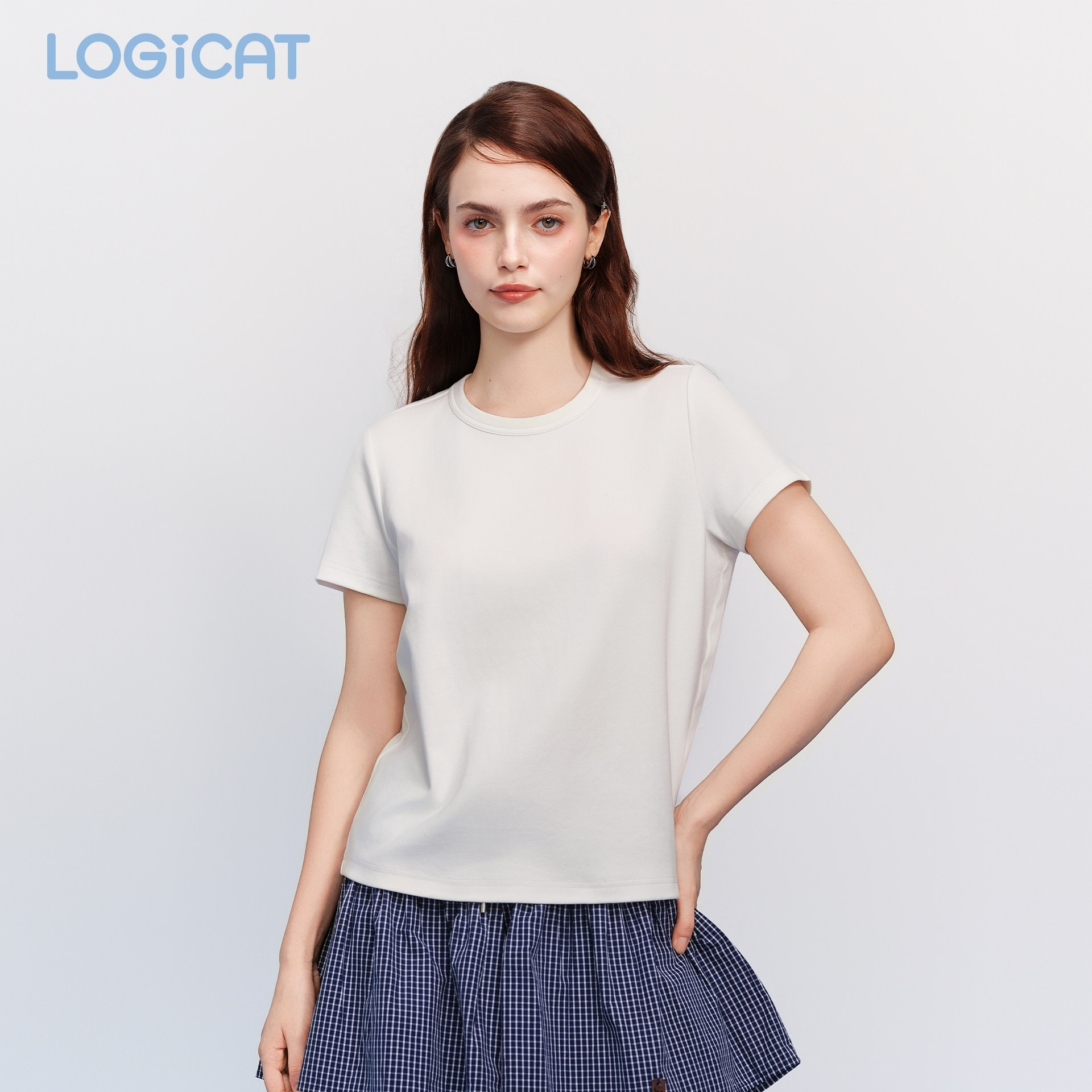 LOGICAT正肩T恤春季内搭修身显瘦圆领柔软亲肤短袖上衣基础打底衫