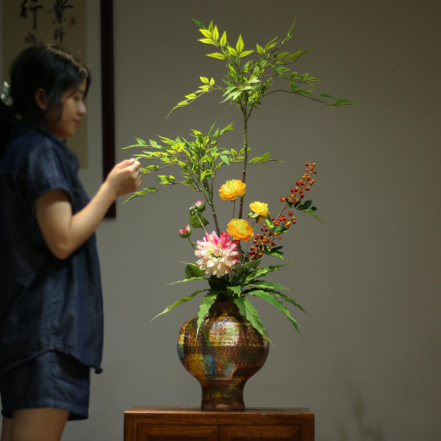 宋代美学陶瓷花瓶禅意南天竹插花高级感民宿酒店壁龛玄关桌面装饰