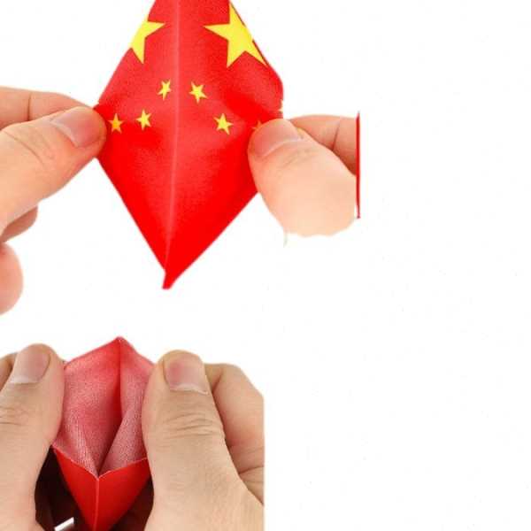档水晶汽车红旗摆件车内车用车载小红旗仪表台中控台公桌饰品