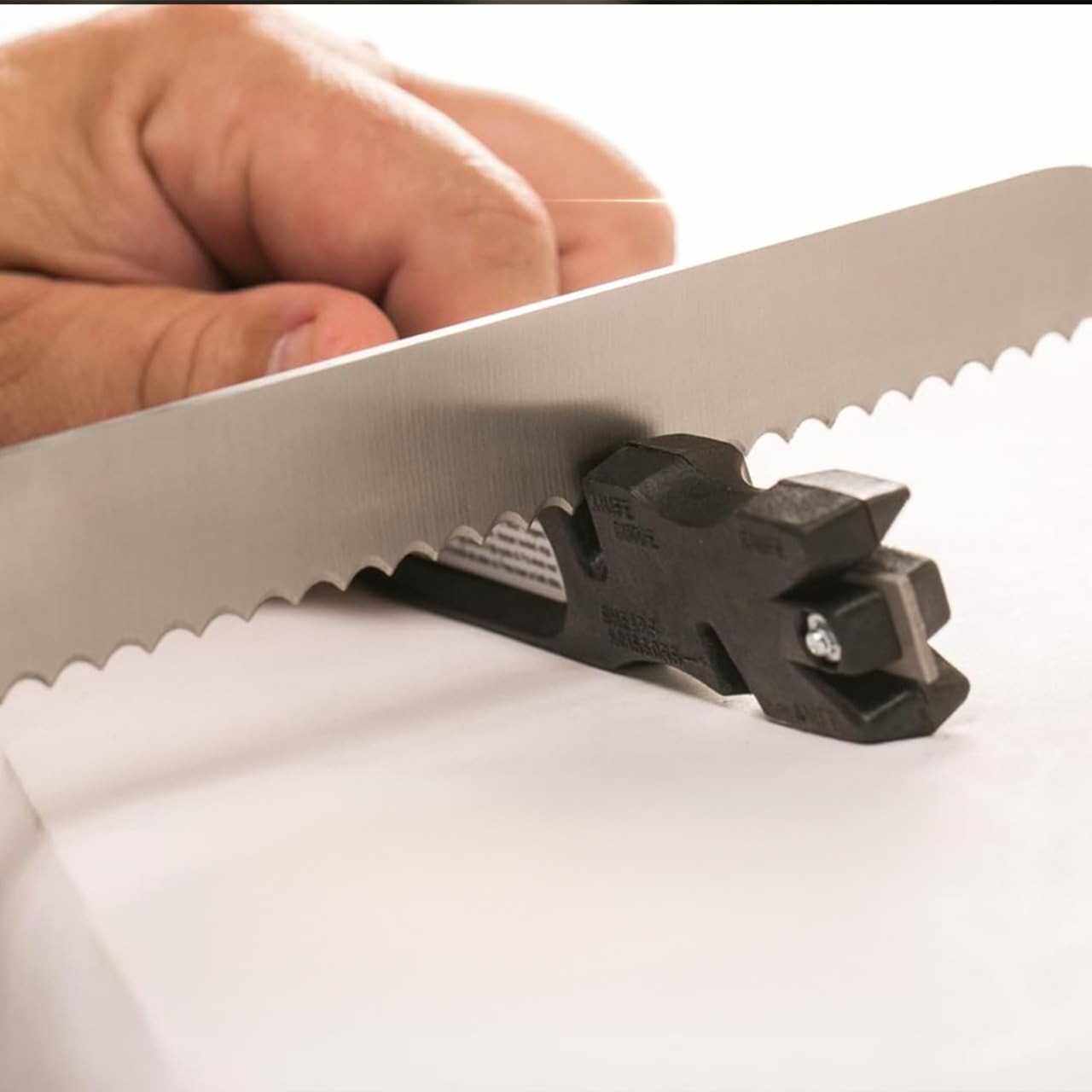 创意 Knife Sharpener 4-in-1 厨房磨刀器工具 4合一创意工具