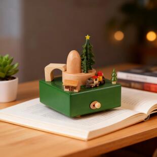 木质圣诞树摆件天空之城音乐盒八音盒送女生儿童生日圣诞节礼物