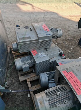 德国贝克真空泵,型号KVT3.100 成色如图,有轻微使用痕