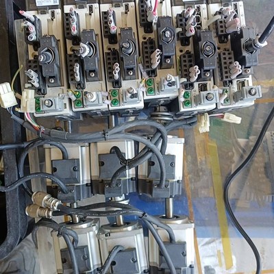 A5伺服驱动MADHT1507E 电机MSMD022G1