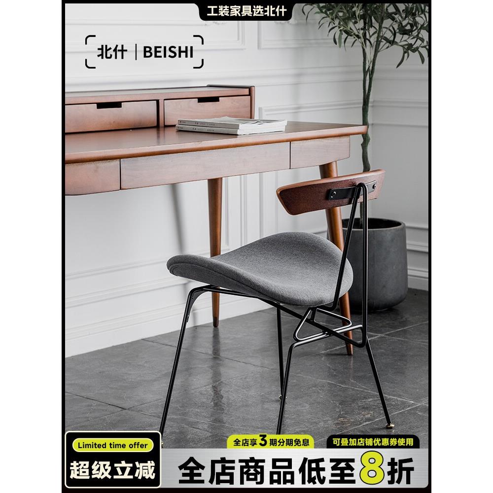 设计师Loft蚂蚁椅熟铁家庭皮革餐椅靠背无障碍豪华覆古工业风格谈