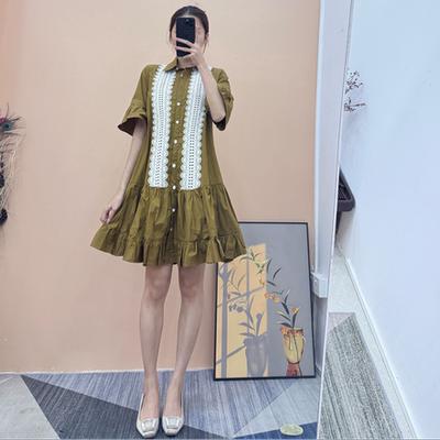 氛围感蕾丝拼接喇叭袖宽松显瘦娃娃连衣裙E1324