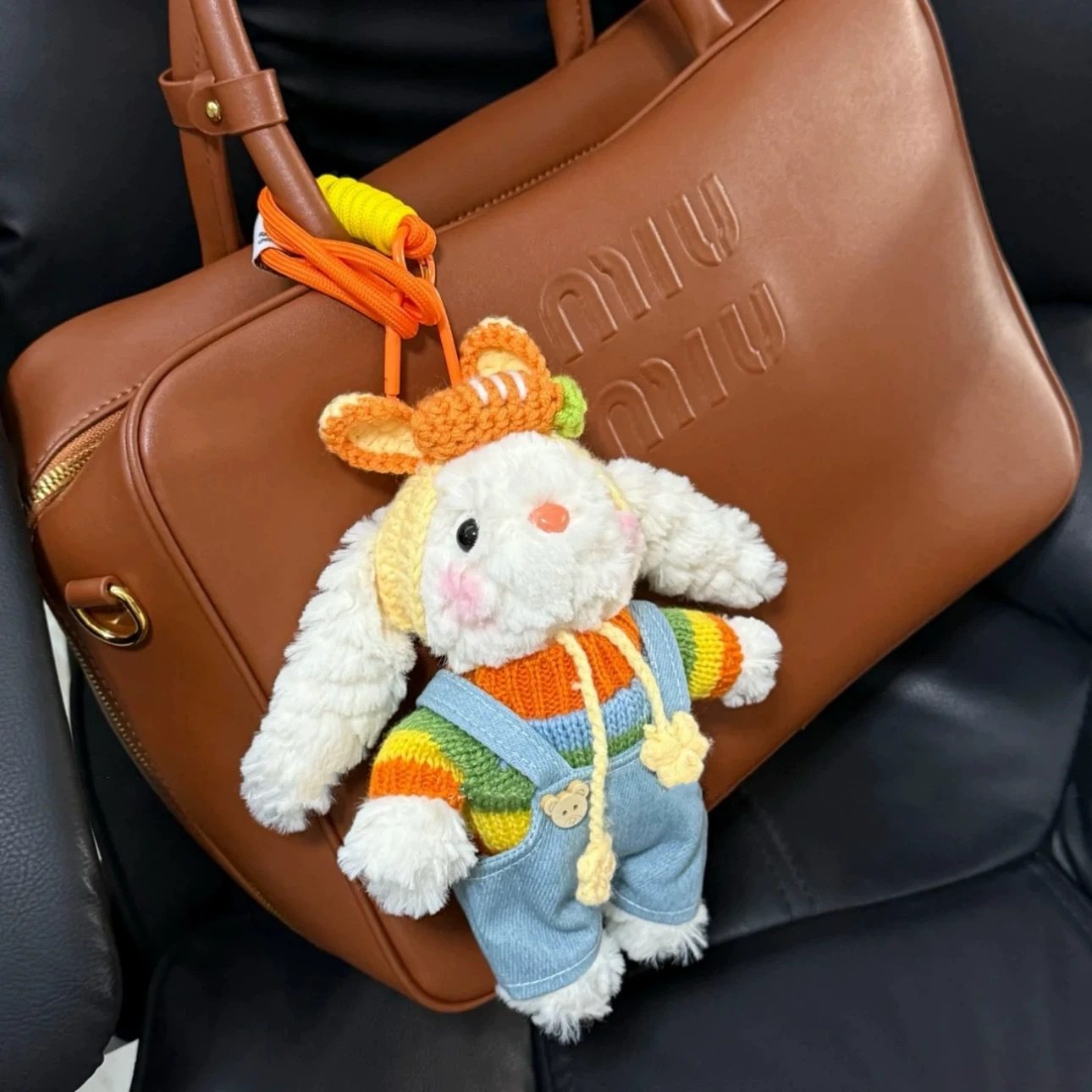 可爱奶黄浣熊背带裤垂耳兔子包包挂件卡通毛绒玩偶钥匙扣挂饰礼物,服饰配件/皮带/帽子/围巾,包挂件,淘宝优惠券,粉丝福利购,淘宝优惠卷