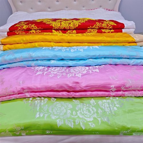 仿真丝软缎龙凤喜被复古丝绸软缎被面老式包边手工柔软丝绸棉花