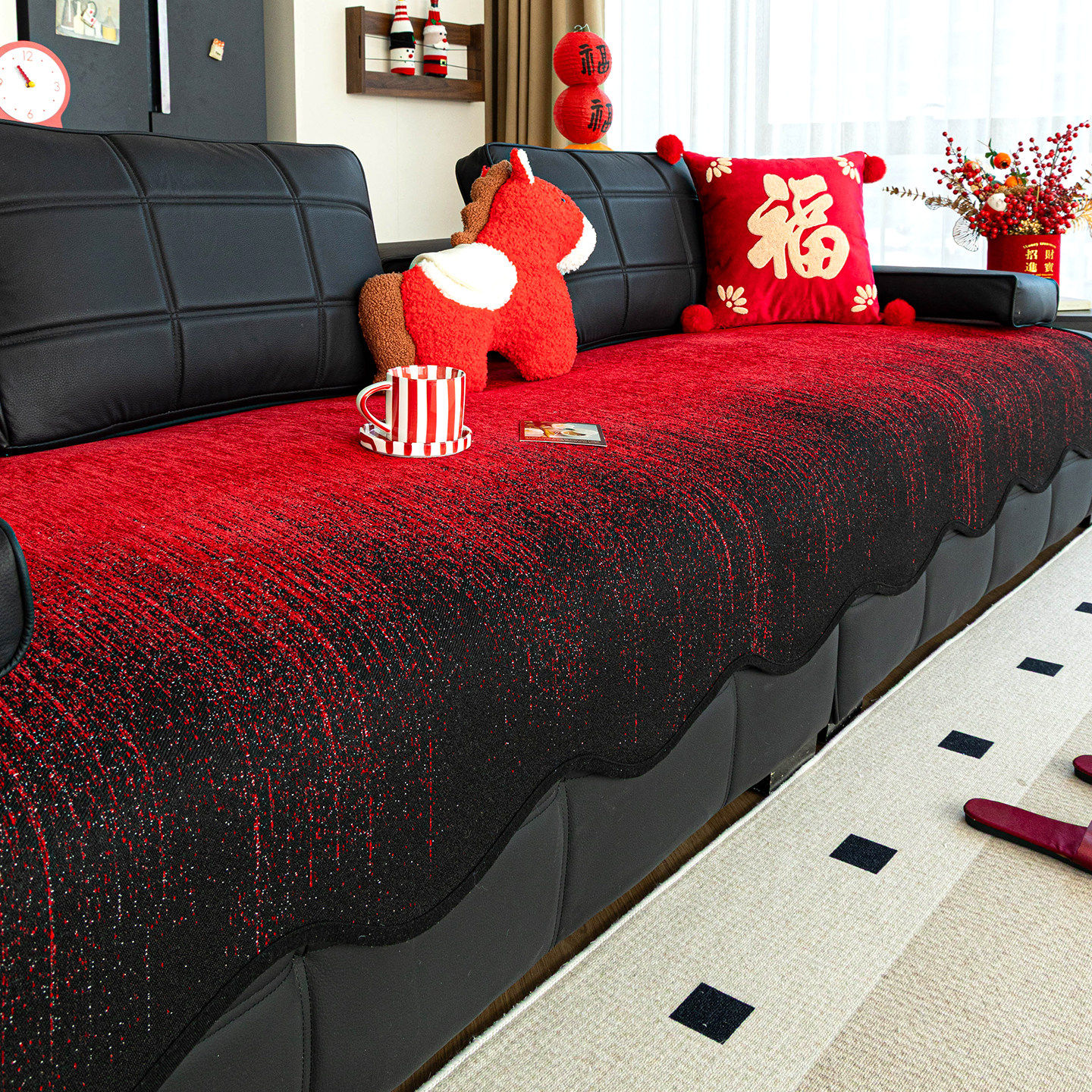 红色喜庆四季通用雪尼尔沙发垫2026新款新年装饰防滑皮沙发坐垫子
