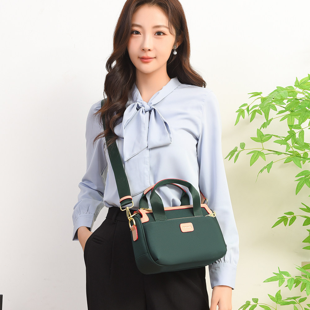 欧美时尚单肩斜挎手提包日常百搭牛津布女士小方包小众设计手拎包