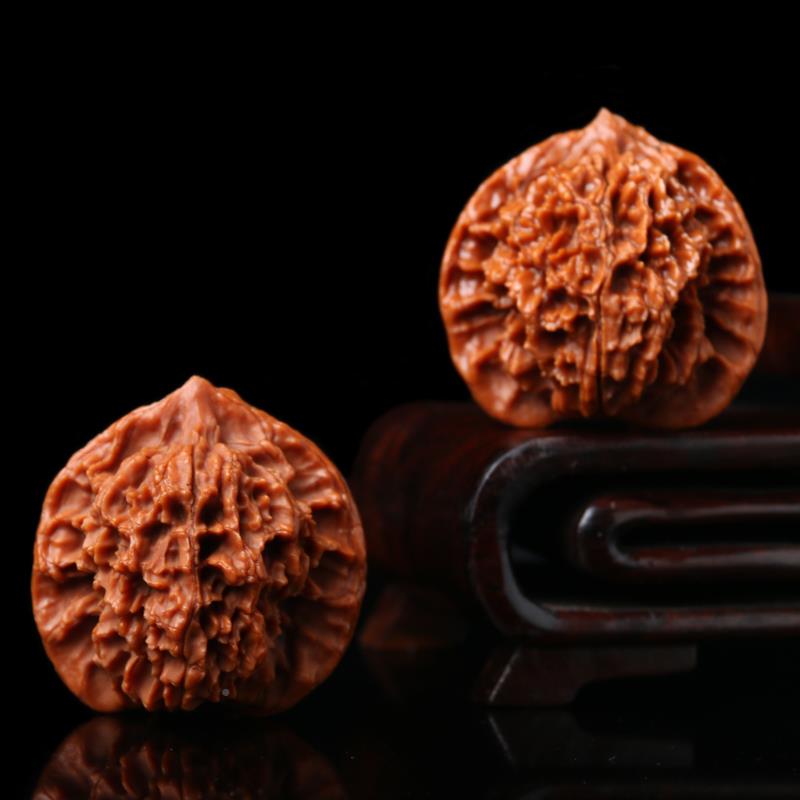 YFD大红色皮老树玩特满天星麻核桃手件密纹细选把文玩狮子把头百