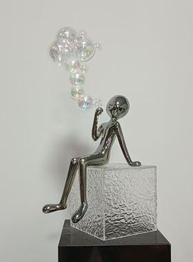现代装卡软吹泡泡人物迁创意KAJ雕塑玻璃纤维通新居乔客厅装修坐