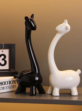 231121三创客意陶瓷小鹿桌奢面件轻风高档高摆级感家居厅玄关酒柜