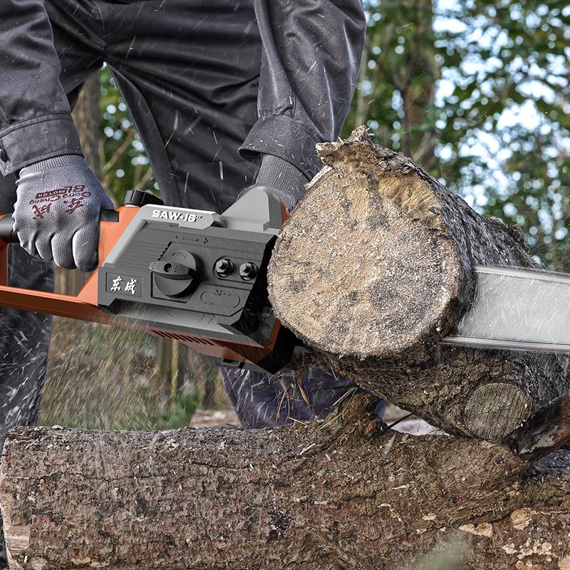 东成电锯锯伐DML1600-木锯用小型手持电伐木锯切家锯割锯砍树电链