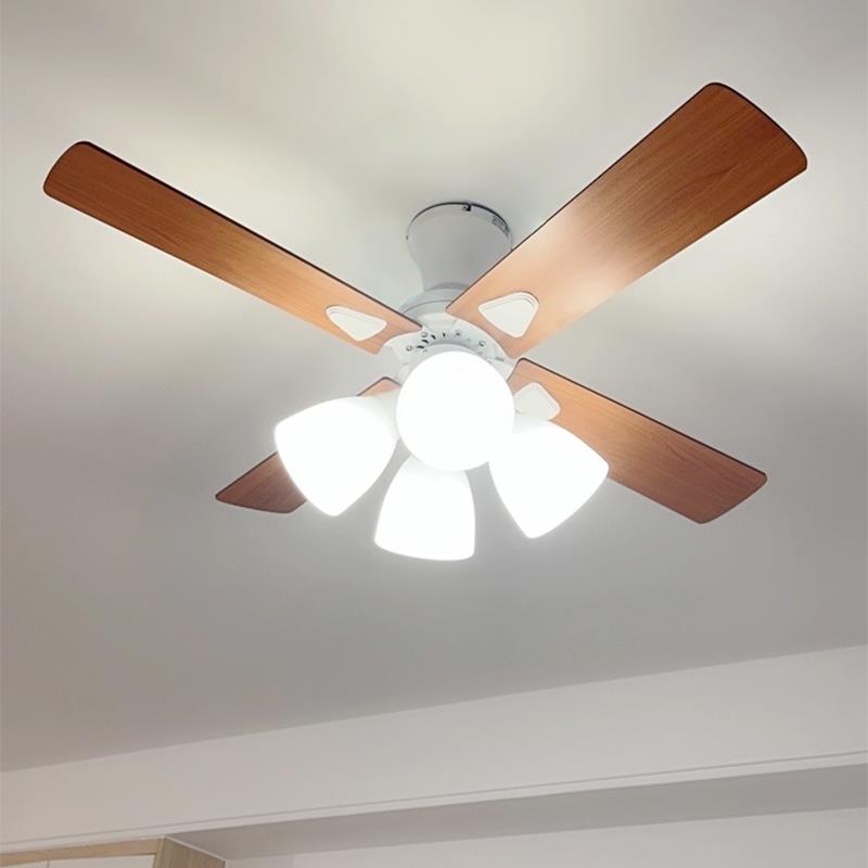 日式实吊灯无品牌/饭厅家木用客厅北欧简约色正反转出口变扇频风