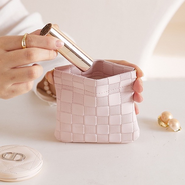 新款2024化妆包女高端便携旅行