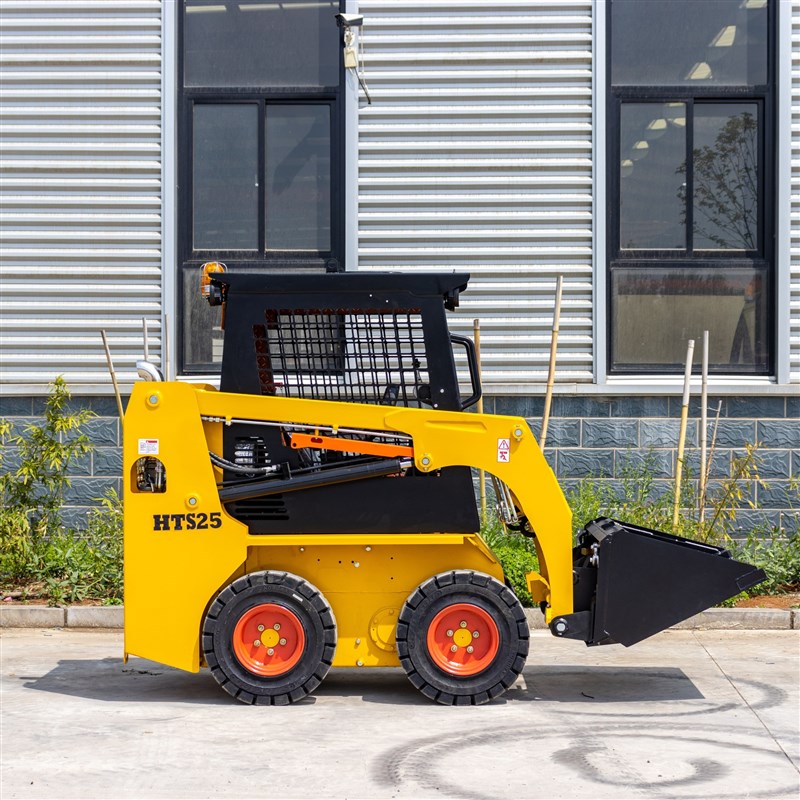 Export trade座驾式滑移装E载机 市政养护除雪绿化 轮式铲车