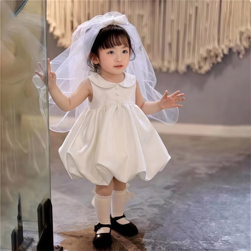 女宝宝生日抓周白色公主蓬蓬裙
