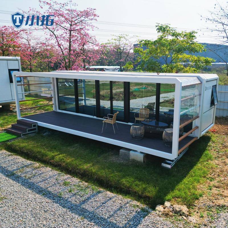 太空舱移动民宿户外网红酒店苹果仓移动房创意景区露营住人集装箱