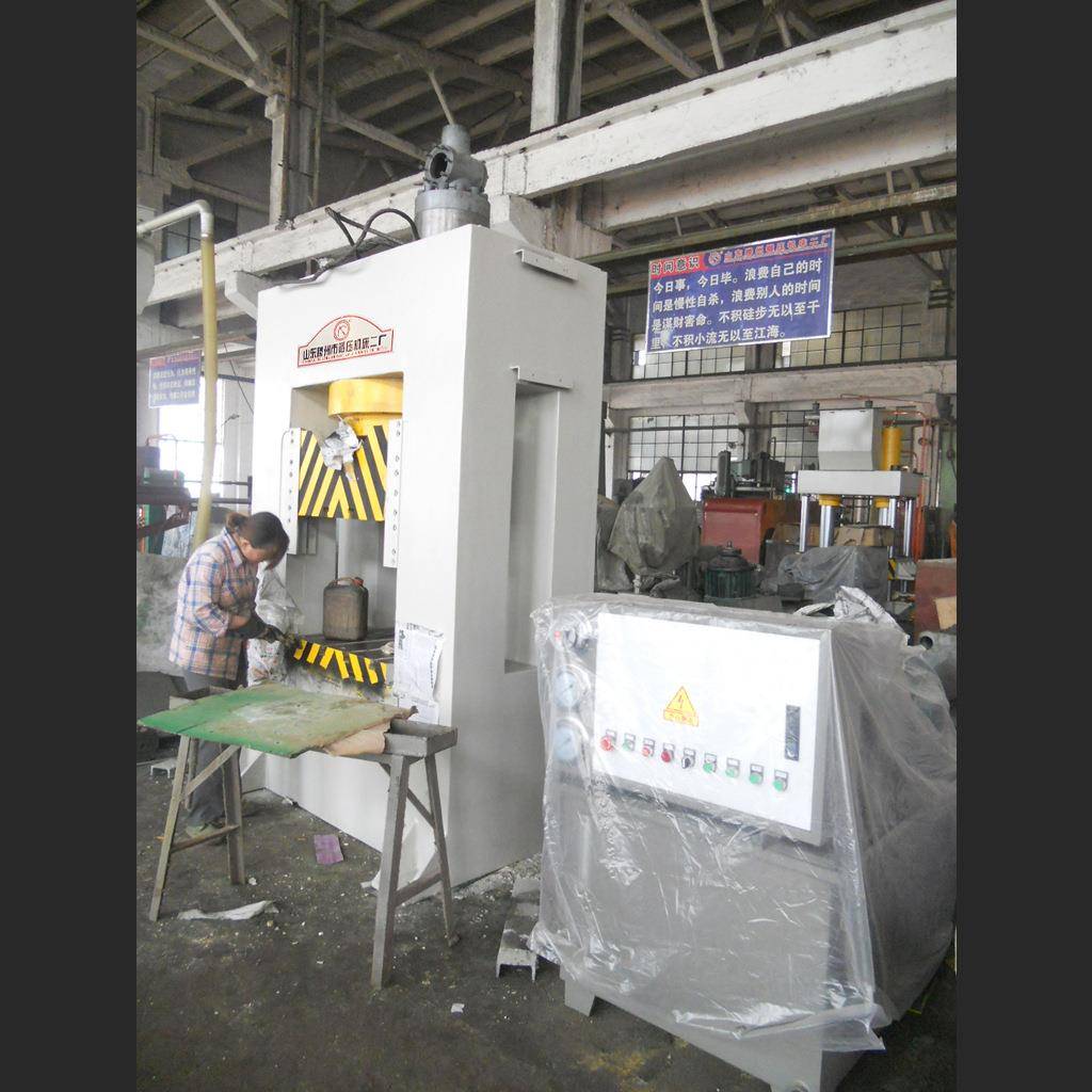 质保一年小型压制复合材料龙门框架式液压机床厂家专业制造