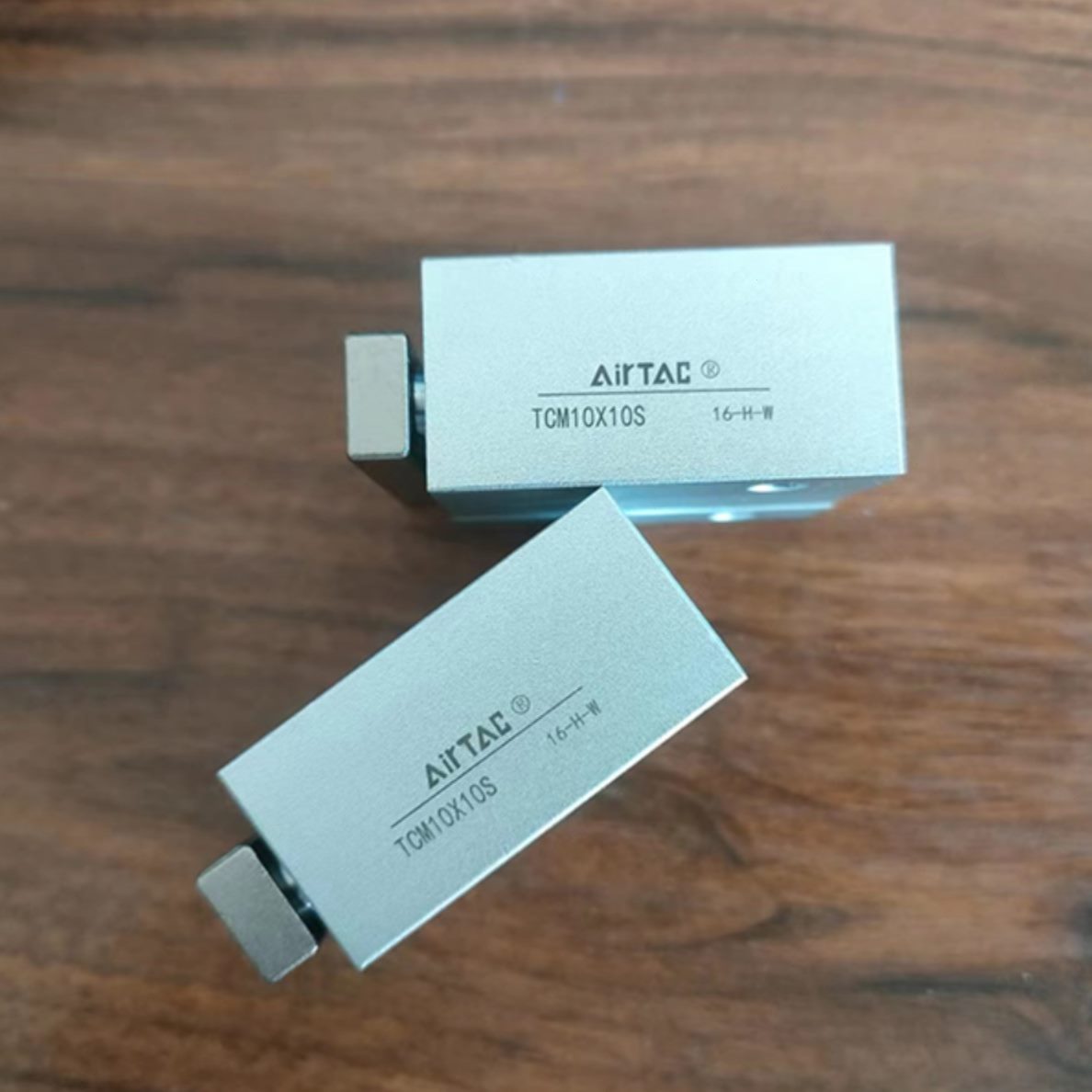 X1-气动TCMS6*-2510/亚德客气缸5CMT305/TX120杆X三杆10导0三CM轴