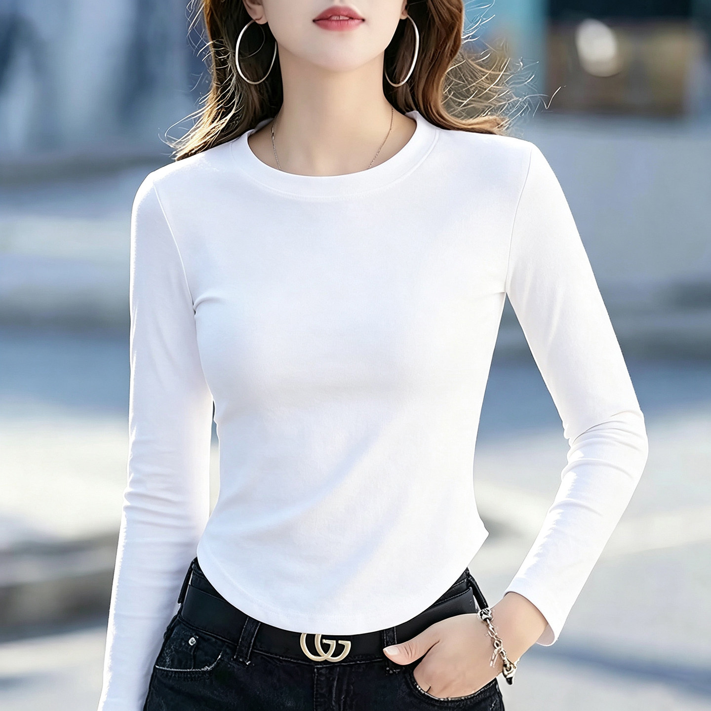 2026秋款基础款圆领长袖T恤女修身显瘦百搭简约短款打底外穿上衣