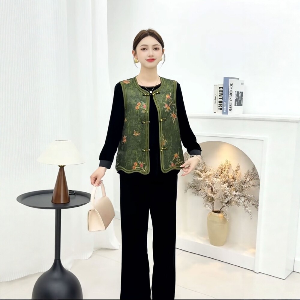 中老年妈妈装国风提花马甲背心女图片