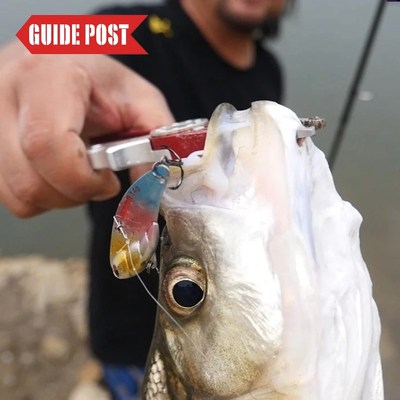 路标蠕虫路亚vib金属全泳层假饵远投硬饵金属亮片饵红尾翘嘴鳜鱼