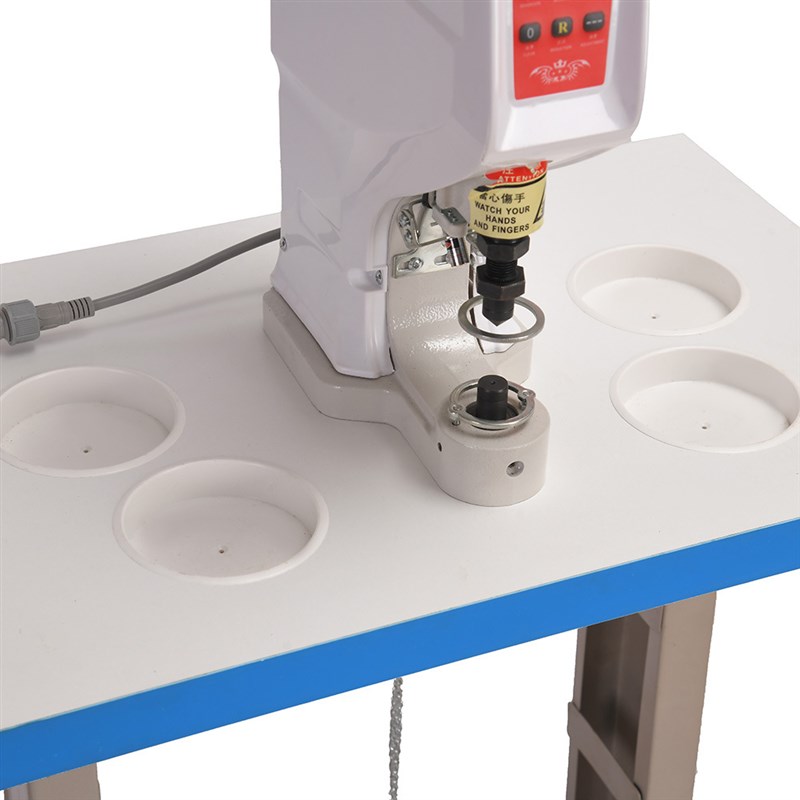 新款四合扣打扣机大白扣机半自动电动电脑防打手电动打扣机