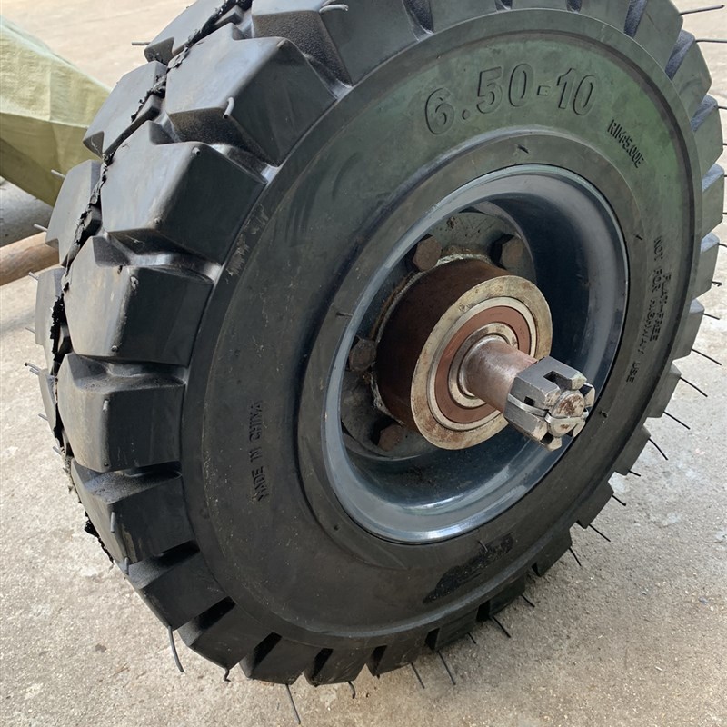 6.50-10实心轮胎单只载重2.5吨带独轮轴头直径570轮宽150 轴粗45