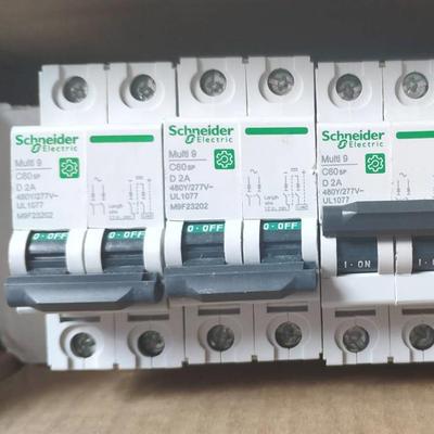 好价格国外采购断路器C60SP2PC50AM9A2710810286M9F22250