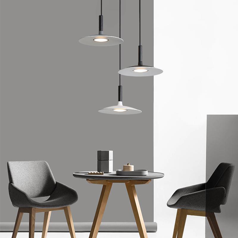 北欧餐厅吊灯简约现代圆形创意飞碟饭桌卡座吧台氛围吊线灯设计师