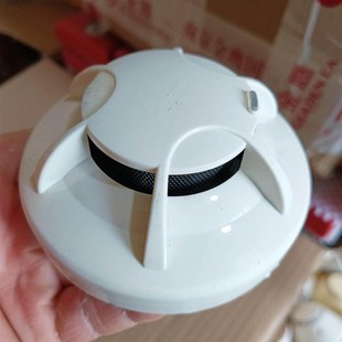 营口天成JTY一GM一TC5131型烟感 成色如图 库存散货