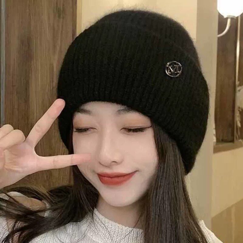冬季兔毛护耳显脸小保暖针织帽女