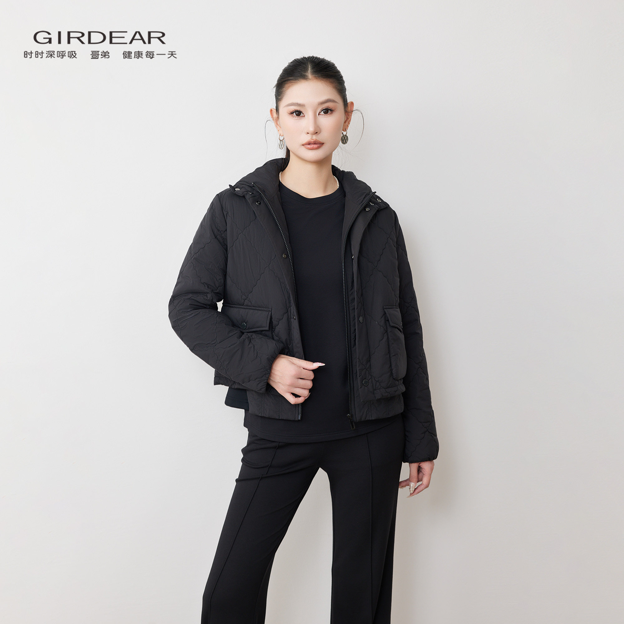 百搭时尚连帽轻薄保暖短款棉服
