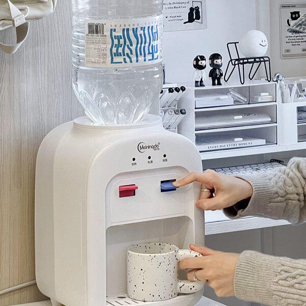 家用023儿童矿泉水面新款小宿舍桌热水器即热小型饮水机迷你mini2