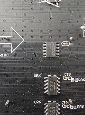 二手.GKGD-P4-6432-2122-16S-V2.6全彩芯片ICN2027 货架128A193