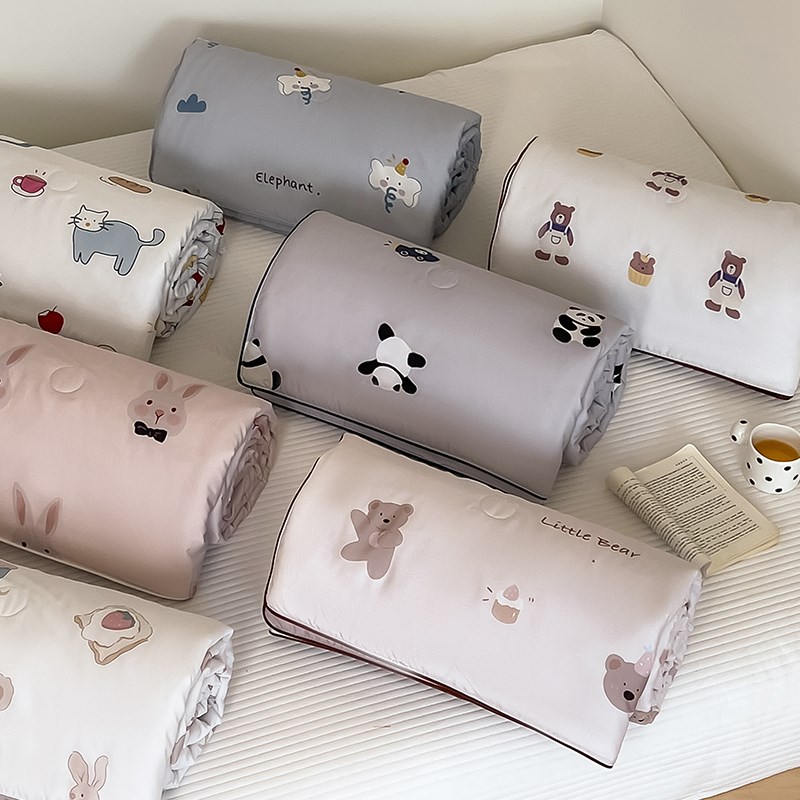 夏季柔软亲肤卡通天丝夏被空调被夏天薄被子可机洗120*150儿童被