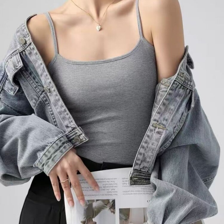 新款打底背心吊带无胸垫女西装小众内搭遮副乳春秋夏季可外穿上衣