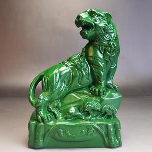 实木绿色老虎摆件木质生肖上山虎木头雕刻青虎绿虎纯木摆件工艺品