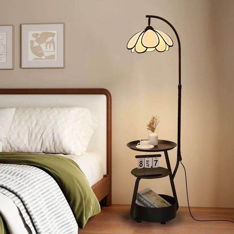 新款中风卧室床头柜置物茶几客厅沙发旁一体气氛灯多层花瓣落地灯,家装灯饰光源,置物功能落地灯,淘宝优惠券,粉丝福利购,淘宝优惠卷