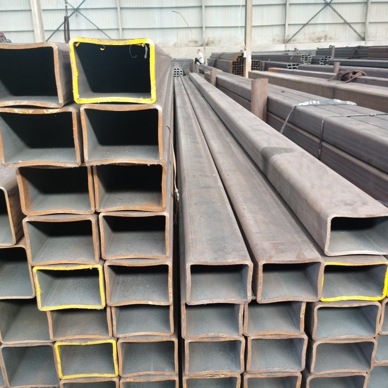 q355b无缝方管伸缩套管大小口径扁方通钢管厚壁矩形方管钢材切割