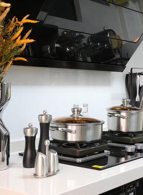 样板房厨房厨具摆件组合软装饰品不锈钢锅具砧板花艺套装道具轻奢