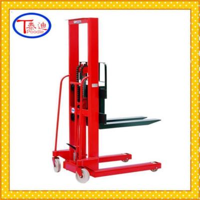 销售2.5吨手动液压堆高车拖车升降堆高机油压手推卸装铲车